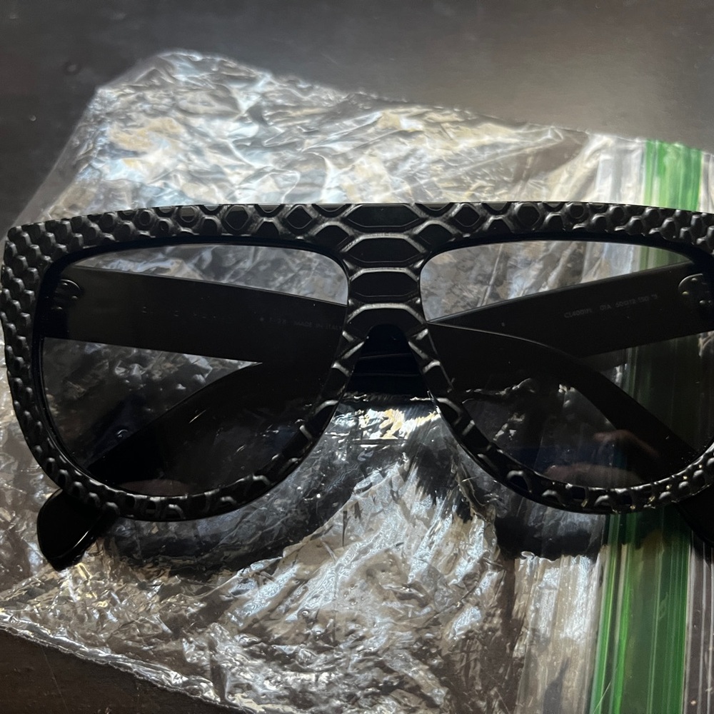 sunglasses